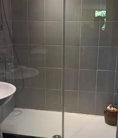 Chambre Avec Sdb Et Wc Privatifs *